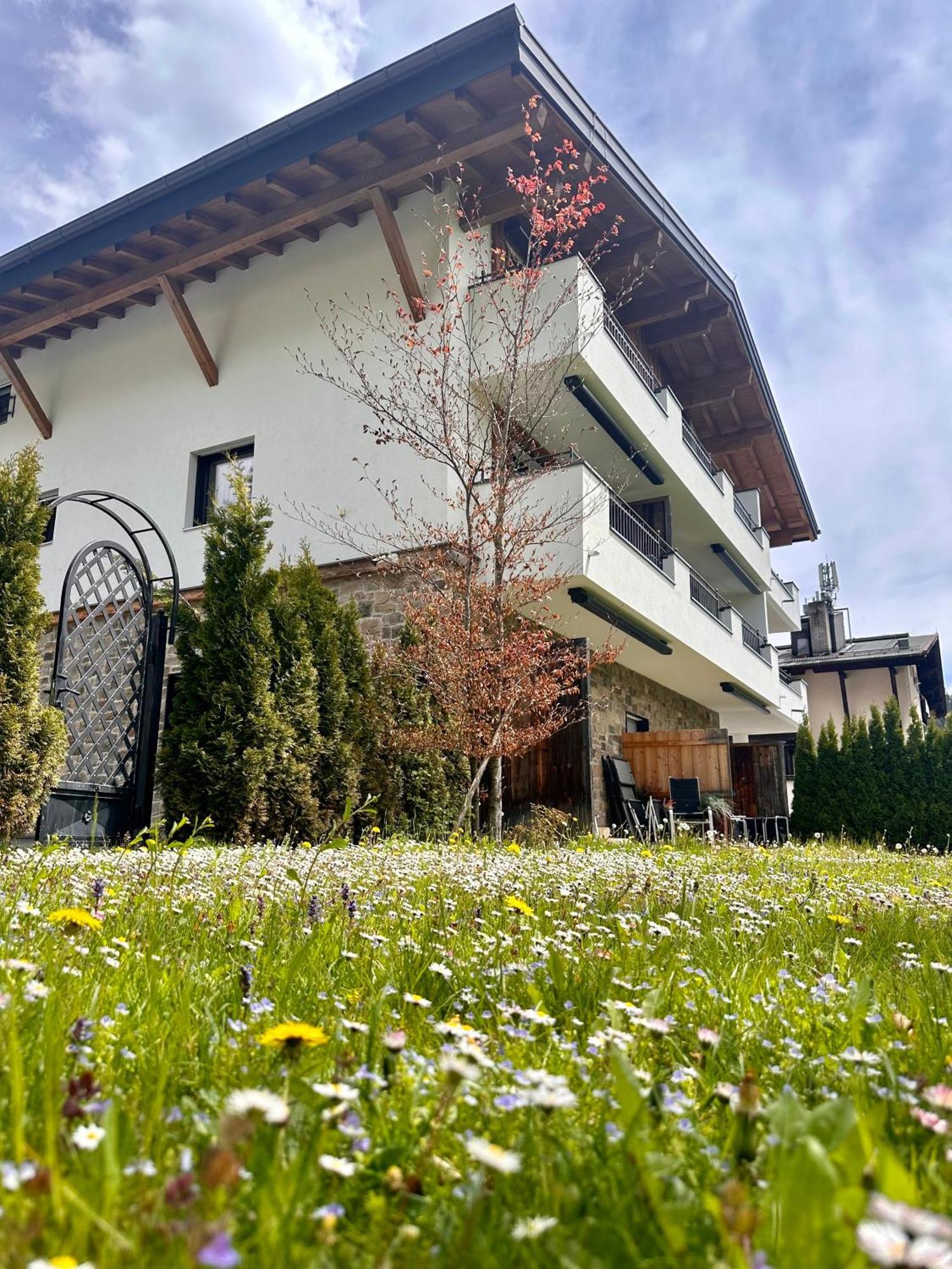 Aktiv Apartments Leutasch Bagian luar foto